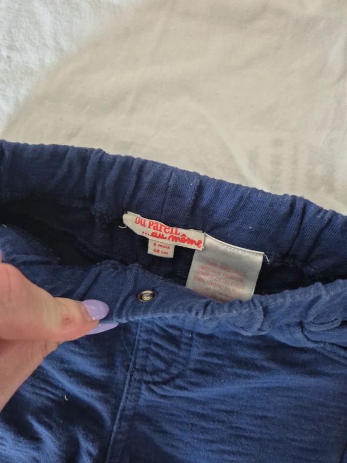 Pantalon avec t-shirt - photo numéro 3