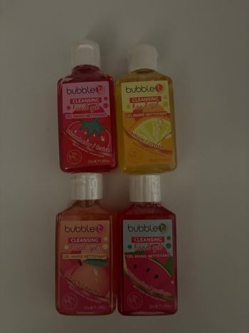 4 gel hydroalcoolique Bubble T neuf 