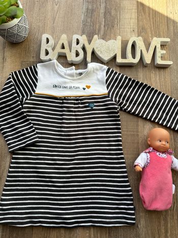 - Robe Sucre d’orge  - 24 mois - très bon état