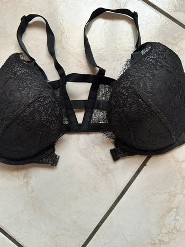 Soutien Gorge Victoria secret - photo numéro 3