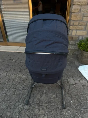 Culla con supporto inglesina aptica