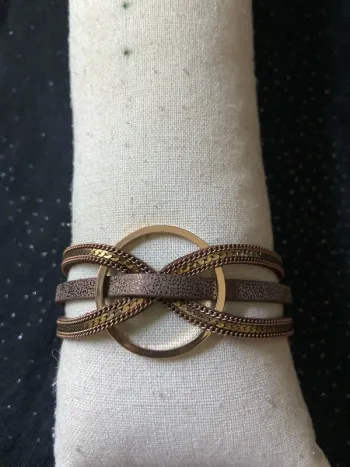Bracelet marron doré cercle