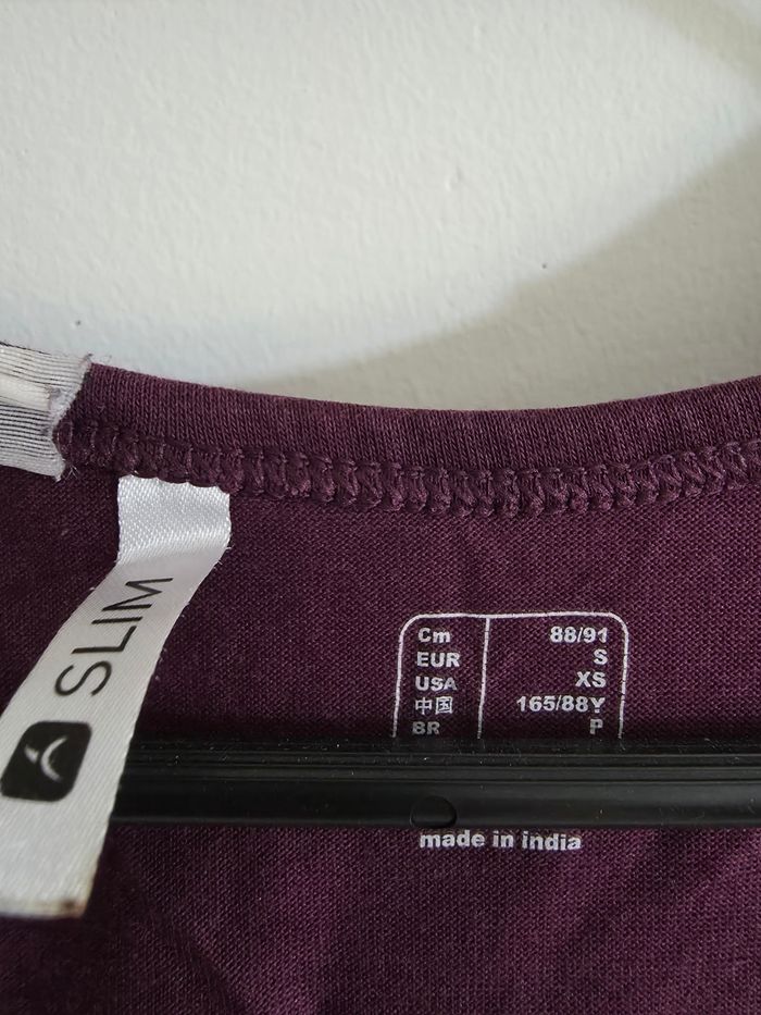 T-shirt de sport décathlon taille S violet - photo numéro 2