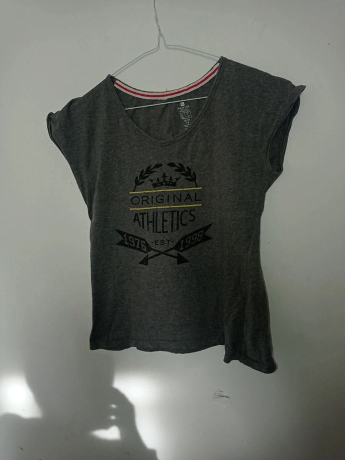 Tee shirt