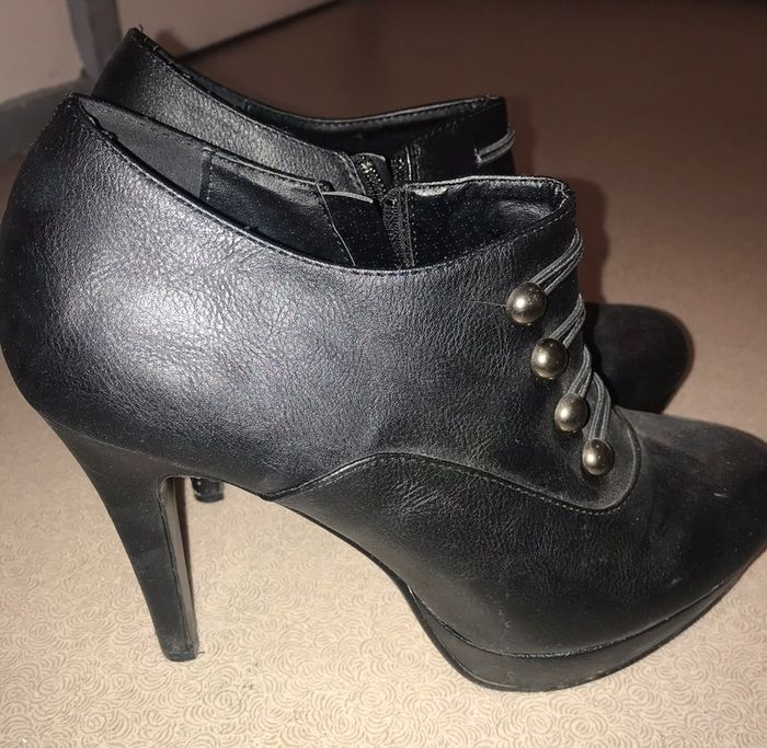 Boots noires à talons