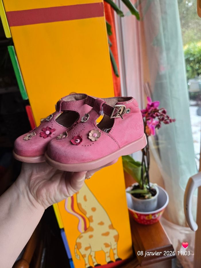 Chaussure rose t18 - photo numéro 4
