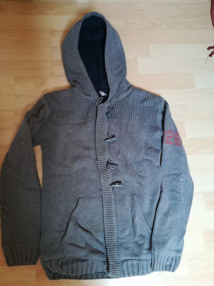 gros gilet 14 ans gris très chaud