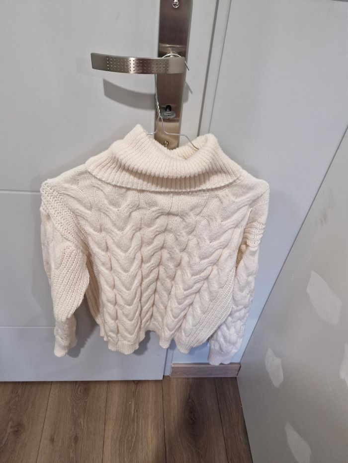 Pull blanc