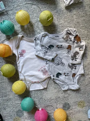 Lot de 2 bodies manches longues