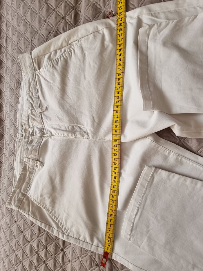 pantalon Chino  blanc cache cache T40, plus d'étiquette - photo numéro 2