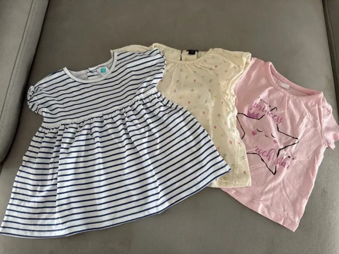 Lot 3 tshirts