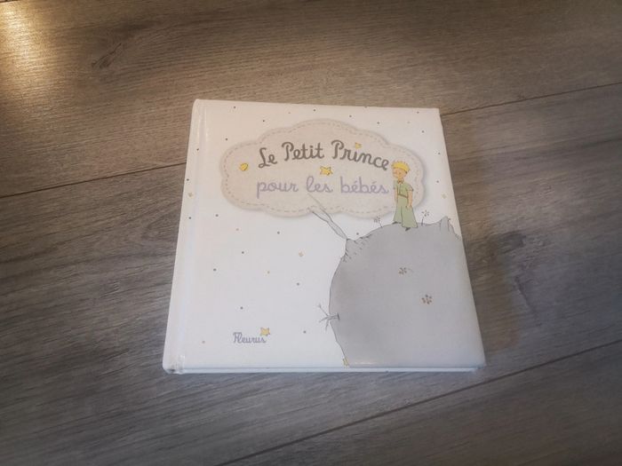 Livre le petit prince pour les bébés.