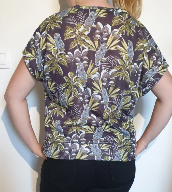 Tee-shirt motif tropical - photo numéro 2