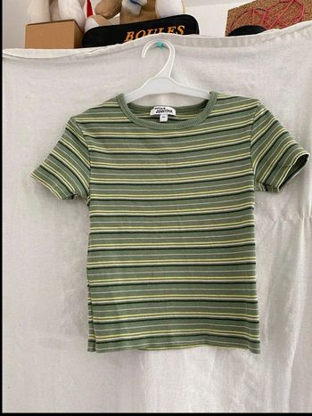 Croc top