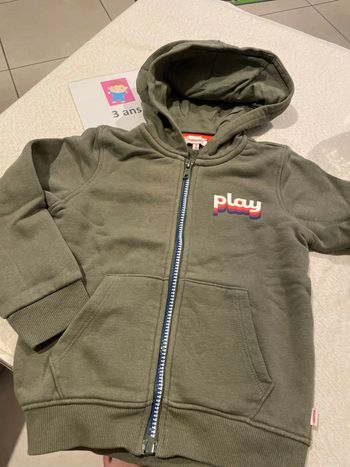 Gilet catimini 3 ans neuf