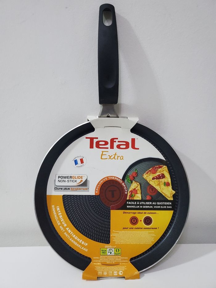 Crêpiere TEFAL Extra 25cm Neuf.