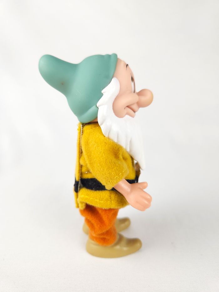 Figurine Nain Timide de Blanche Neige - Disney 11cm - photo numéro 4