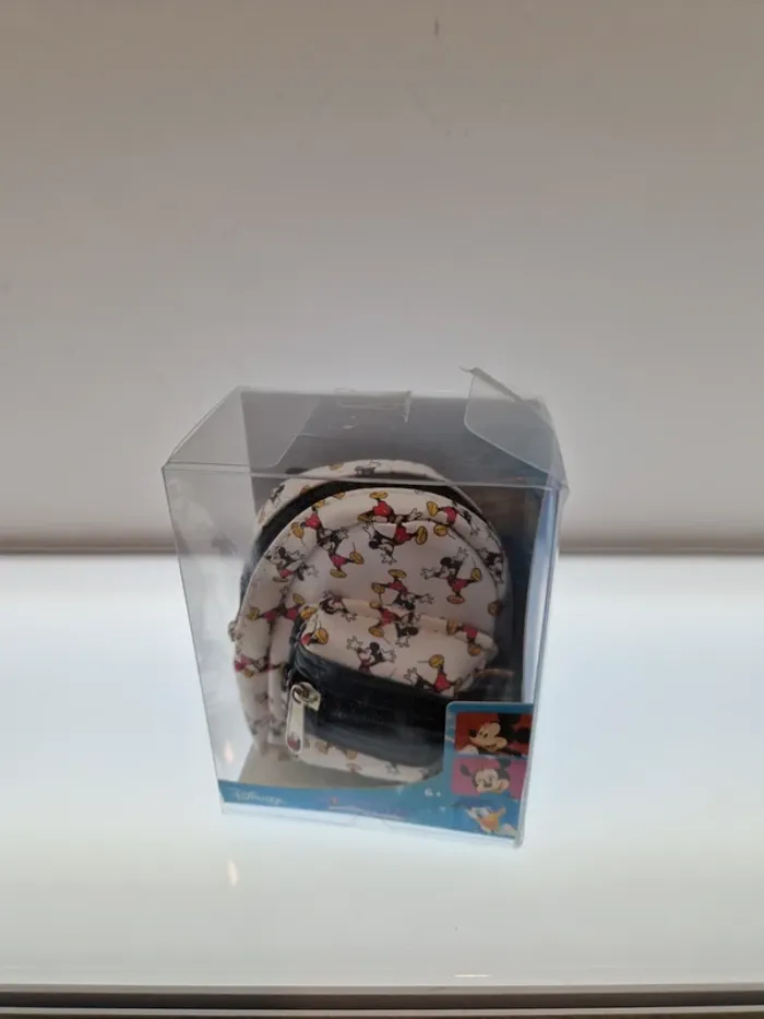 D295-Disney Store Mickey Mouse Surprise Stationery Micropack - photo numéro 3