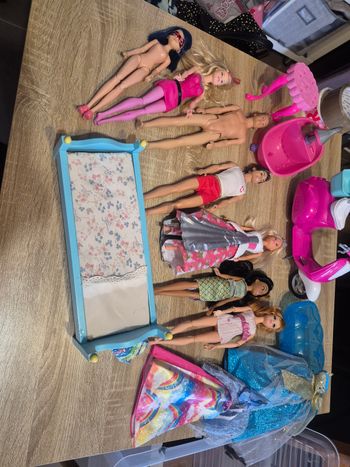 Lot de jouet barbie