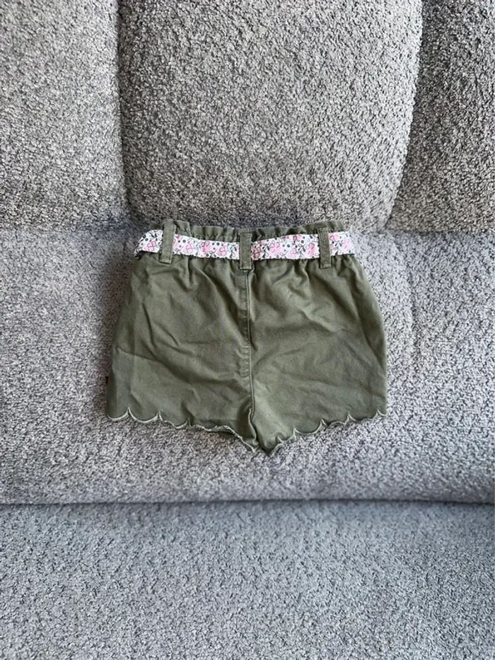 Short kaki avec bas festonné Obaïbi - photo numéro 2