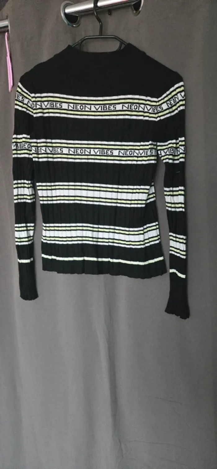 Pull léger xs/S - photo numéro 2