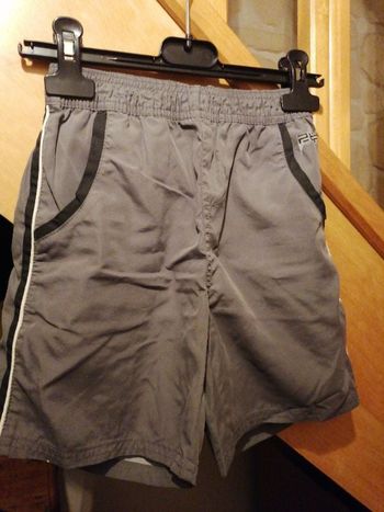 Short 8 ans
