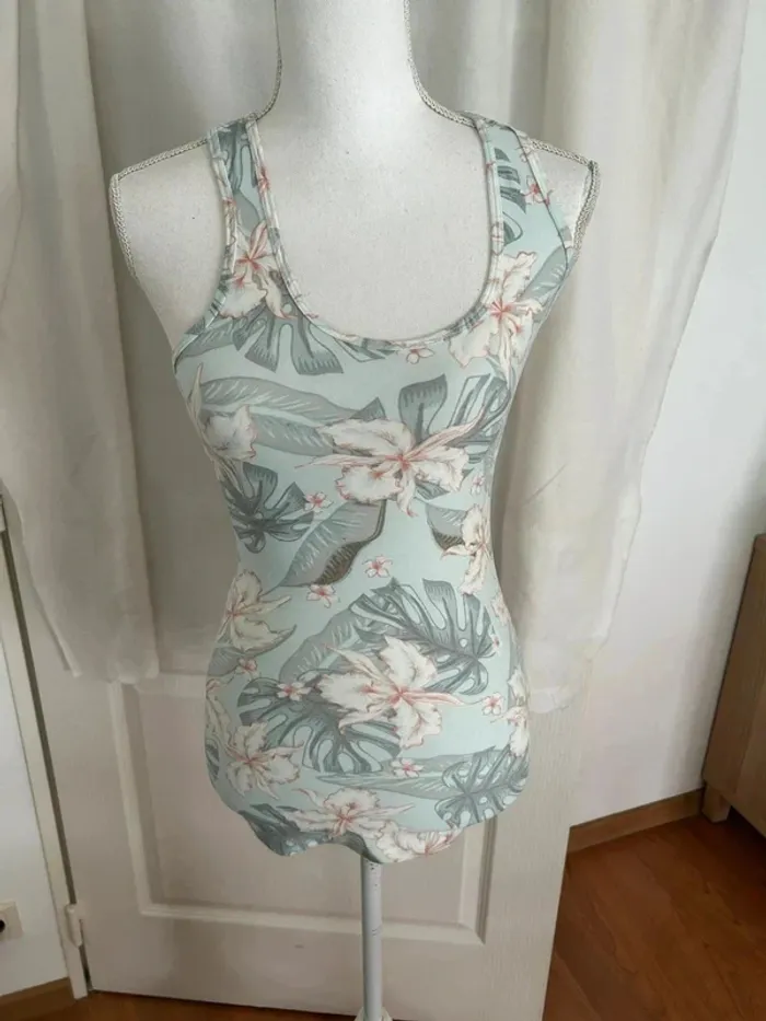Débardeur à motif fleurs