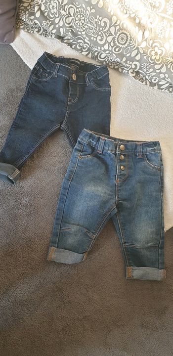 Lot 2 jean 9mois