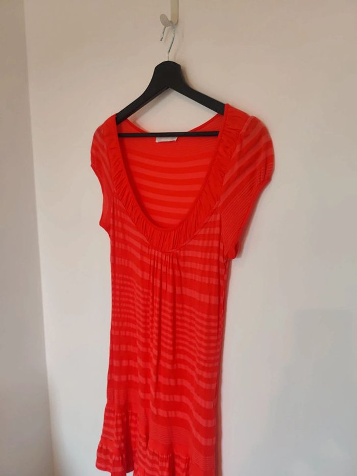 Robe Promod
orange fluide à volants - photo numéro 3