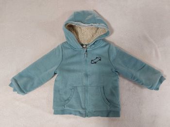 Veste chaude verte intérieur moumoute 36 mois