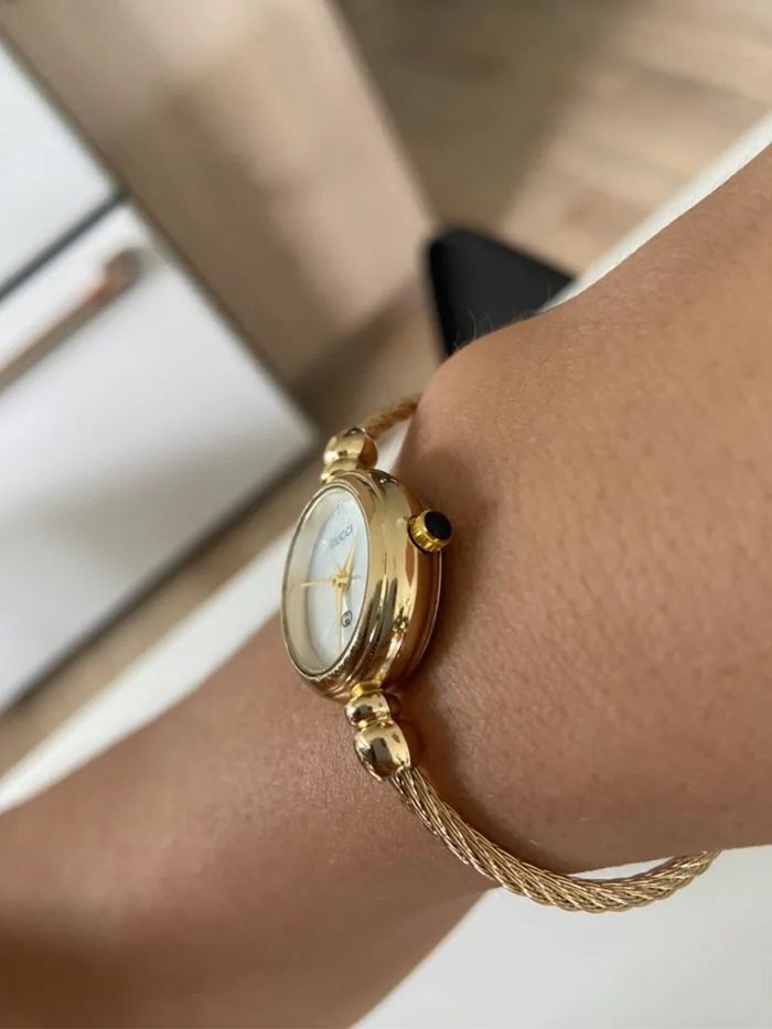 Gucci elegante doré - photo numéro 2