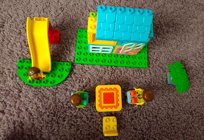 Maison Lego Duplo+ personnages et toboggan - photo numéro 6