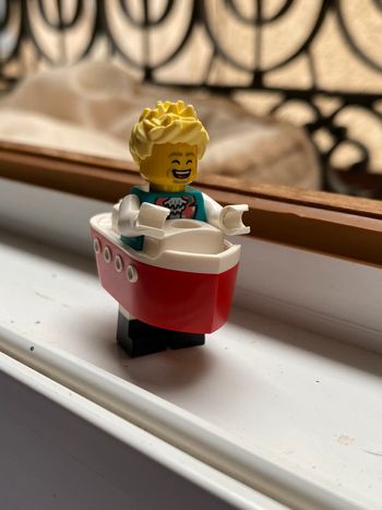 Minifigurine lego costume bateau