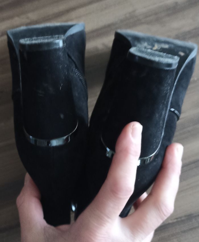 Bottines Noires Élégantes à Talons Carrés - photo numéro 5