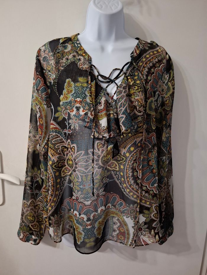 Blouse elora taille 42 en très bon état Mesure dans lannonce