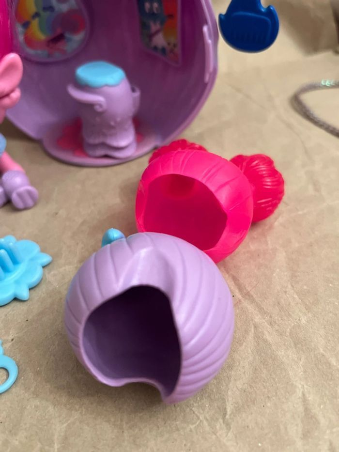 Hasbro Trolls 2015 – Salon de coiffure Trolls DreamWorks – figurine + accessoires - photo numéro 5
