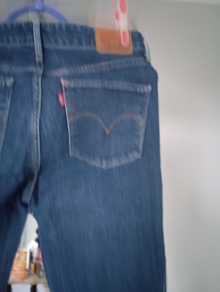 Jean Levi's taille 36  bleu - photo numéro 10
