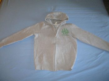 gilet à capuche garçon XS