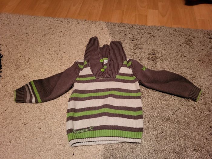 Pull chaud bébé
