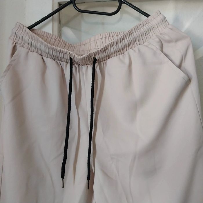 Magnifique pantalon fluide taille S neuf - photo numéro 2