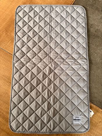 matelas à langer nomade béaba gris matelassé 56x33