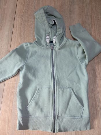 Gilet zippé ● 7 ans