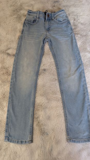 Jean Okaidi taille 7 ans 