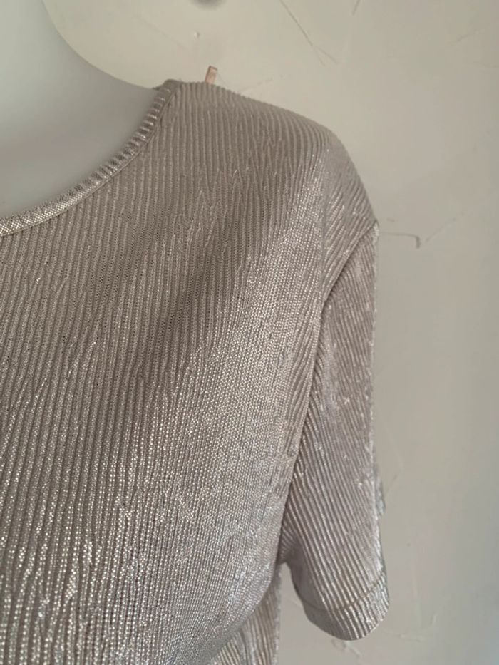 Tee shirt taille 38 beige brillant - photo numéro 2