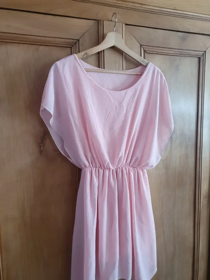 Robe courte T38/40 - photo numéro 2