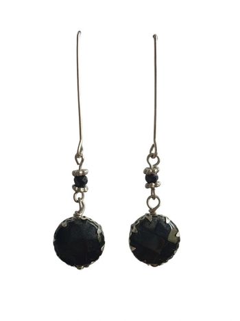 Boucles d'oreilles noires perles vintage