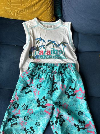 T-shirt + short 10 ans