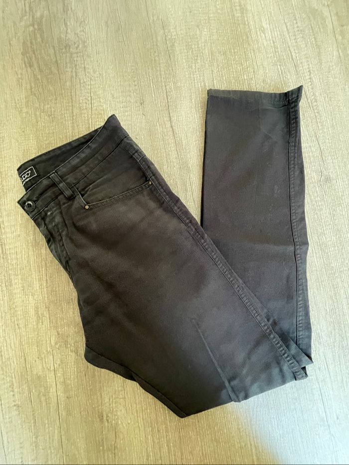 Pantalon noir - photo numéro 3
