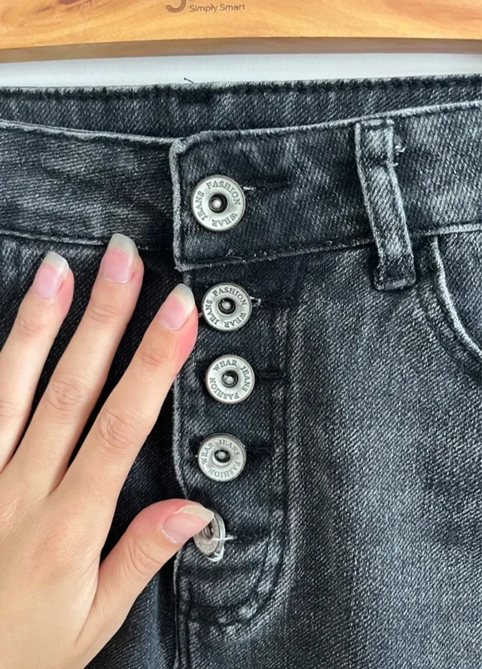 Short en jean gris taille haute - photo numéro 4