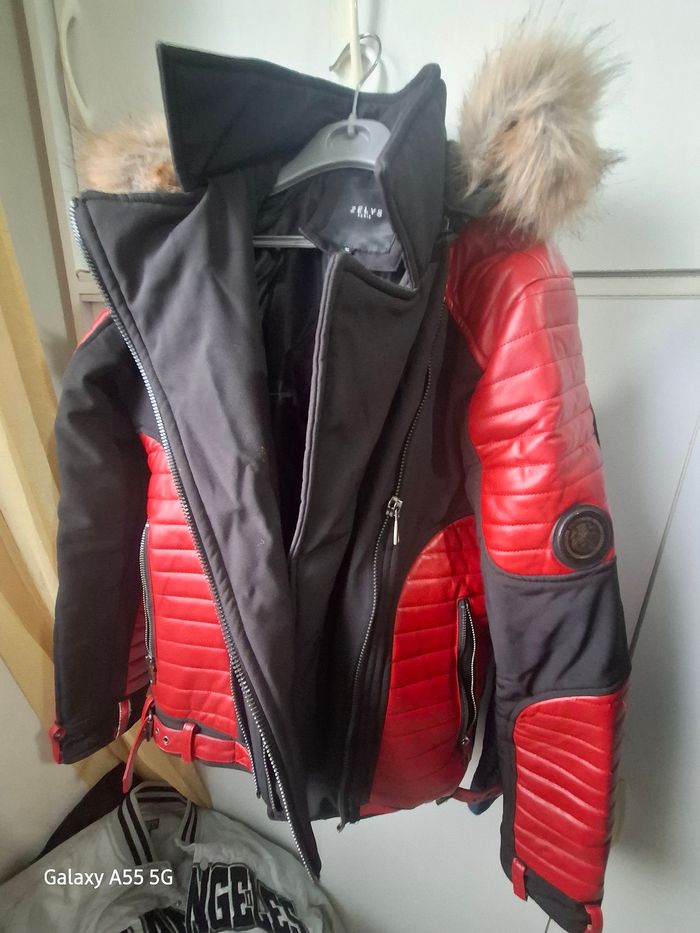 Vêtements au choix - photo numéro 4